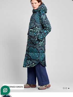 GORGEOUS Puffer Coat - botanical print (size is about US 2 or US 4)